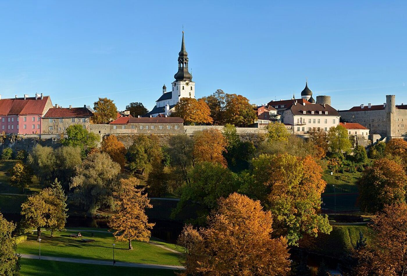 Tallinn base for Estonia короткая городская поездка