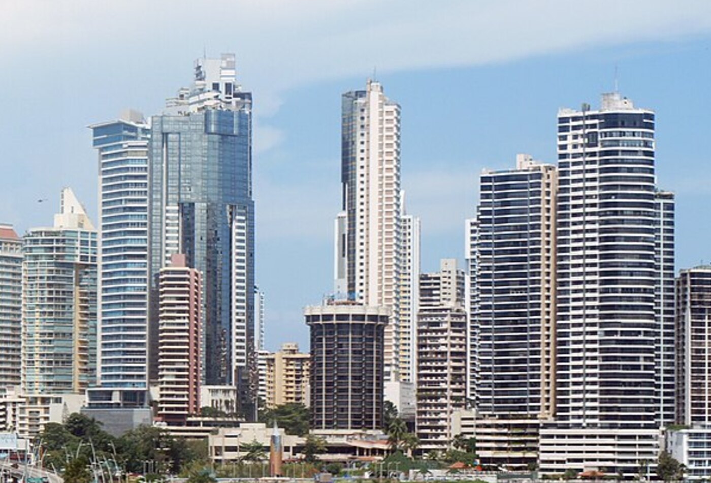 Panama tropical coast route