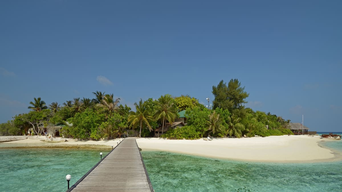 Вся страна: Dhaalu, Laamu, Gaafu и южные атоллы