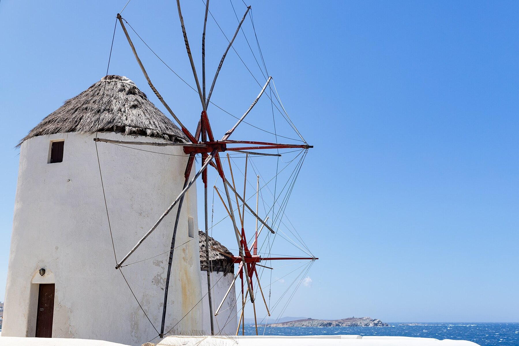 Mykonos windmills и island nightlife зона