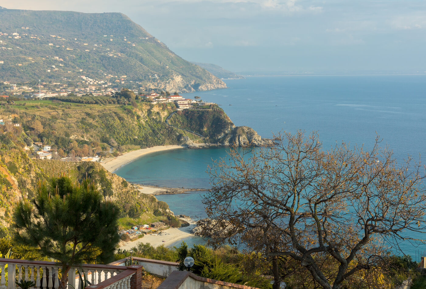 Capo Vaticano и пляжные виды Calabria