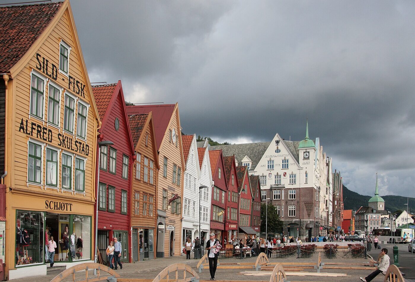 Bergen Bryggen как gateway в Norway fjords