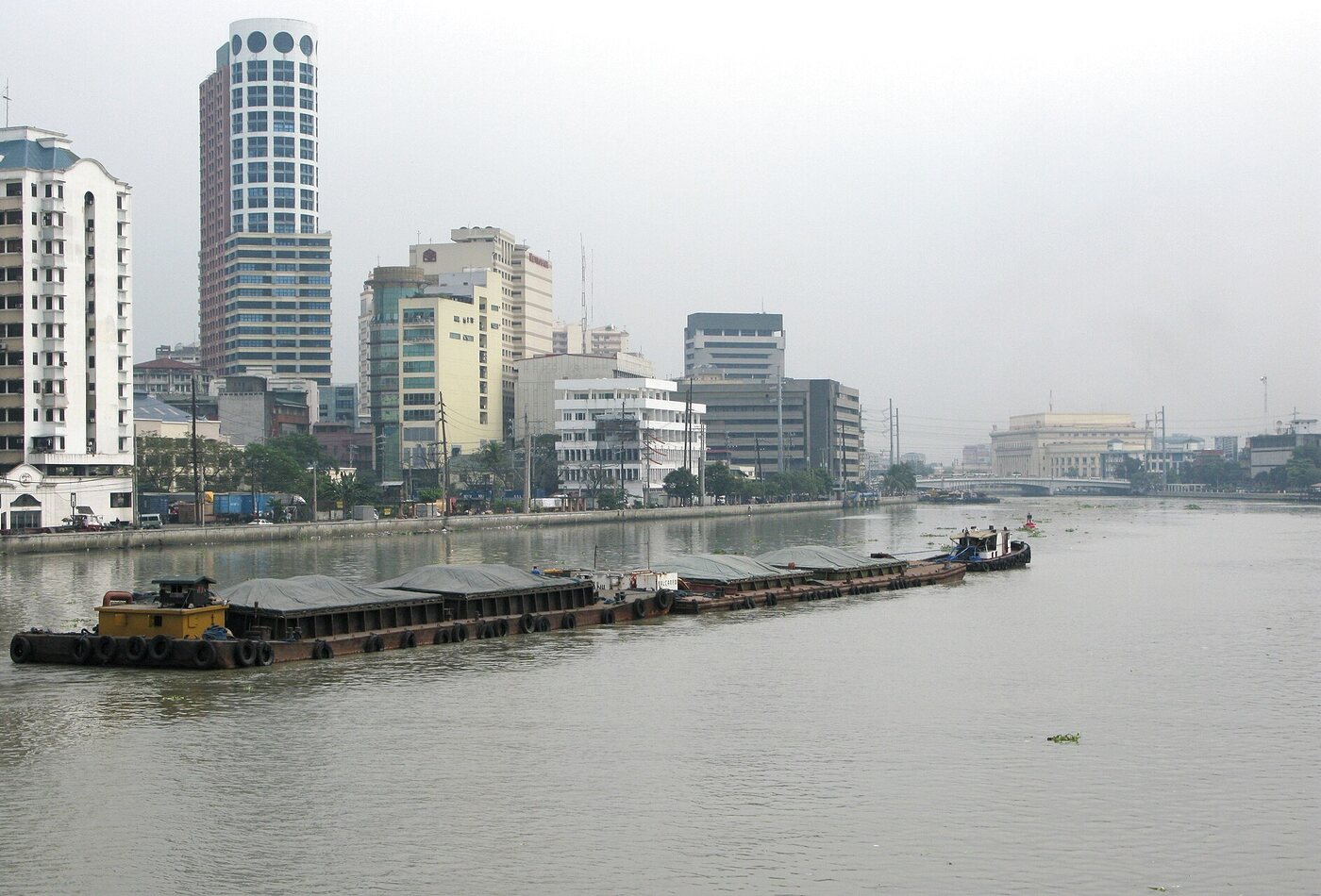 Manila Philippines city entry