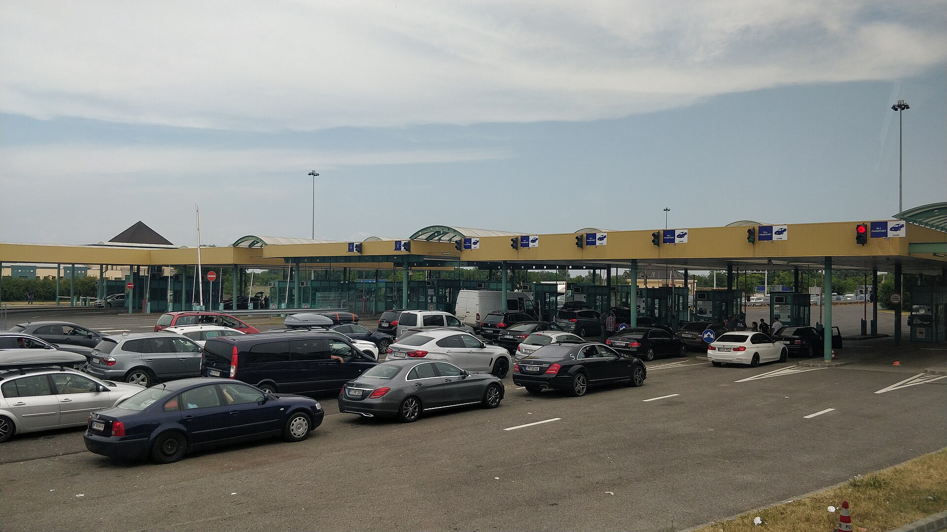 Serbia Border Crossing, Сербия